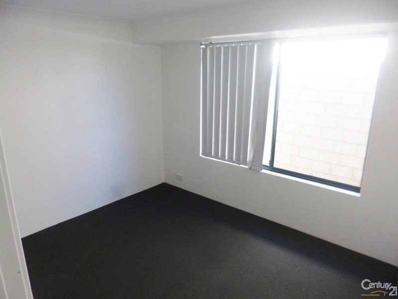 3 Smeaton Lane, Carramar WA 6031