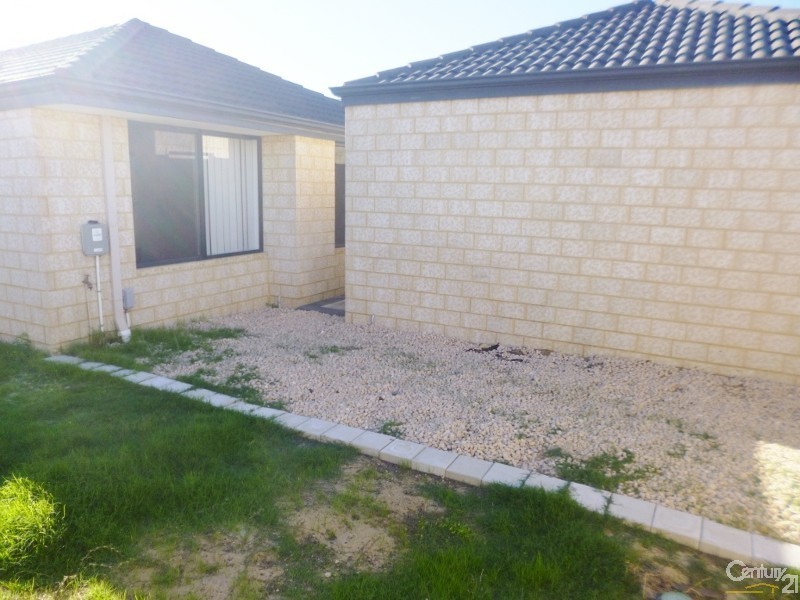 3 Smeaton Lane, Carramar WA 6031