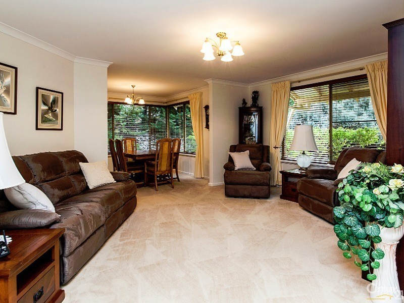 10 Muscat Terrace, The Vines WA 6069