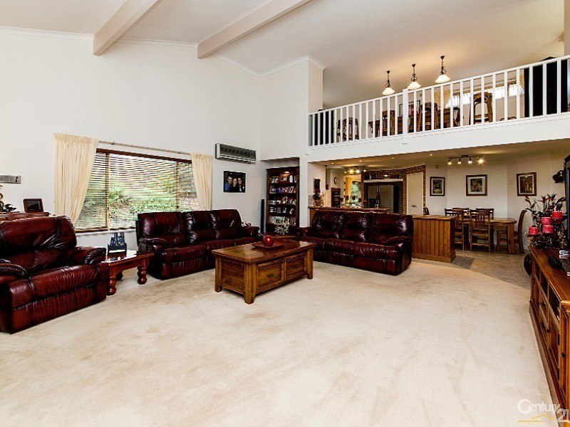 10 Muscat Terrace, The Vines WA 6069