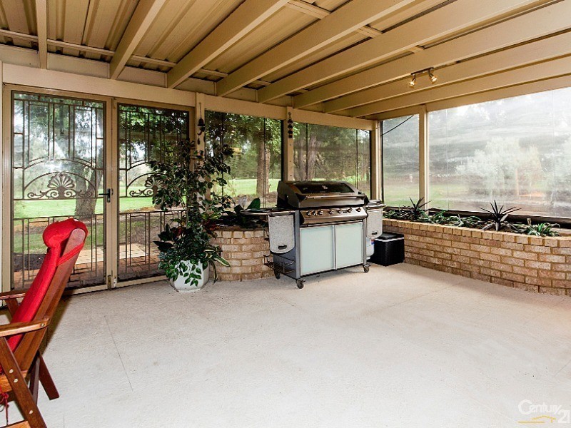 10 Muscat Terrace, The Vines WA 6069