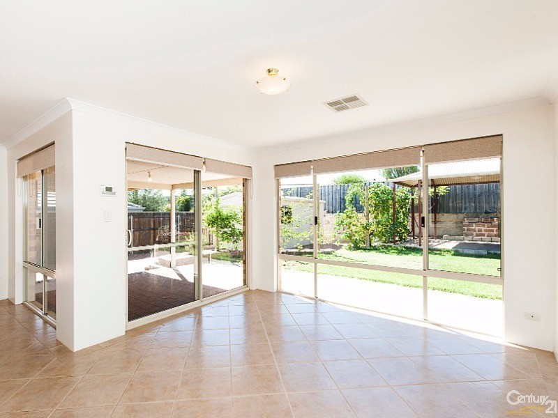 88 Pinegrove Drive, Ellenbrook WA 6069