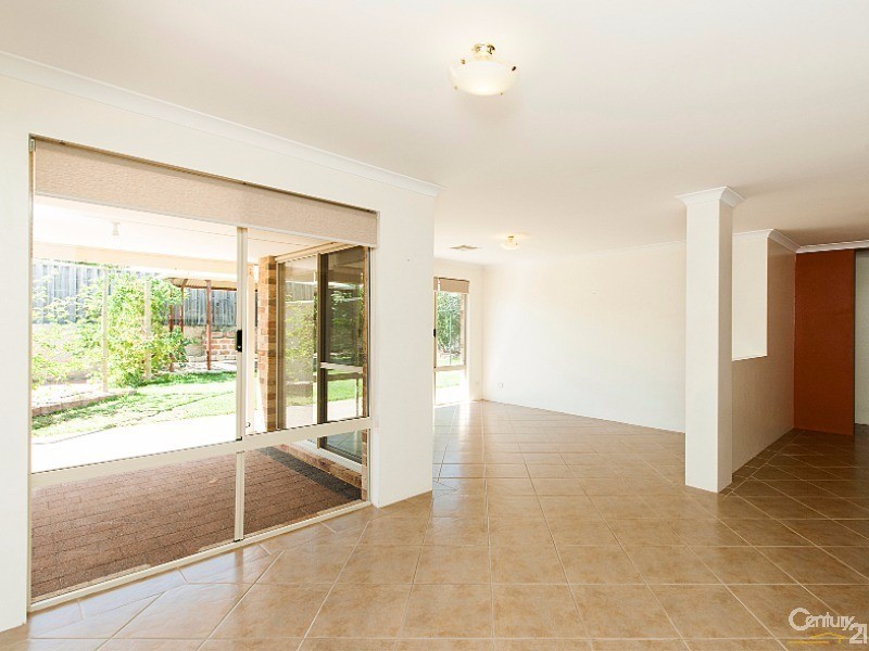 88 Pinegrove Drive, Ellenbrook WA 6069