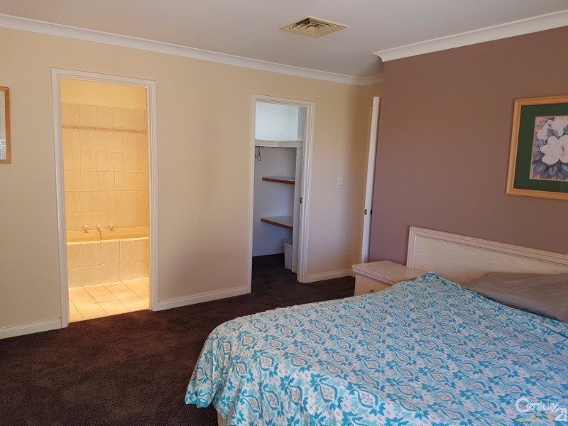 65 Long Island Pass, Connolly WA 6027