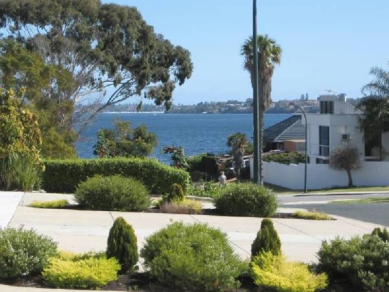 4/101 Matheson, Applecross WA 6153