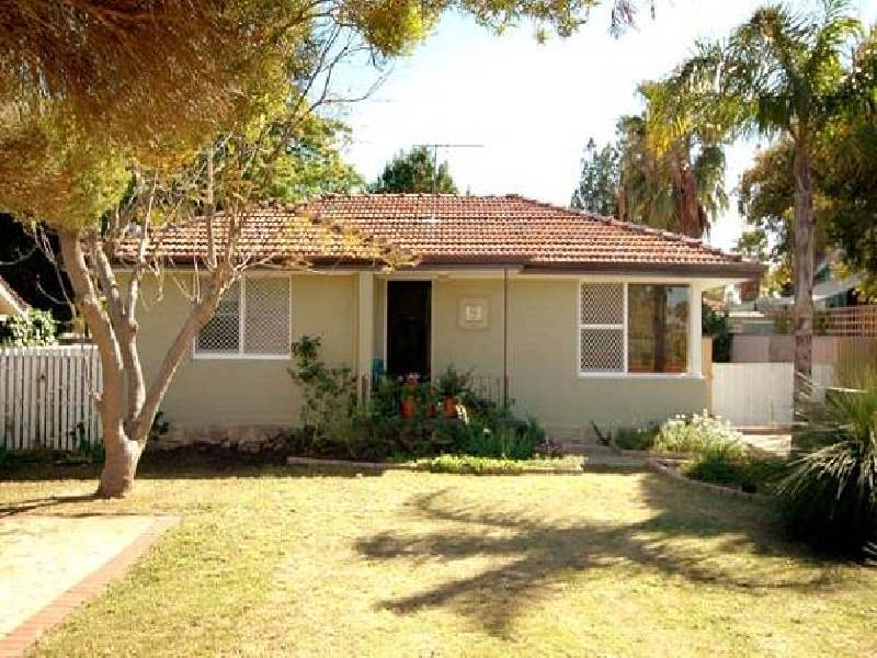 9 Kenwick Way, Balga WA 6061