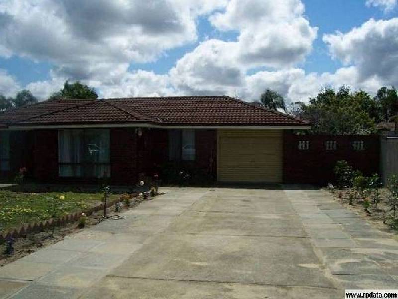 4 Wimpole Court, Alexander Heights WA 6064