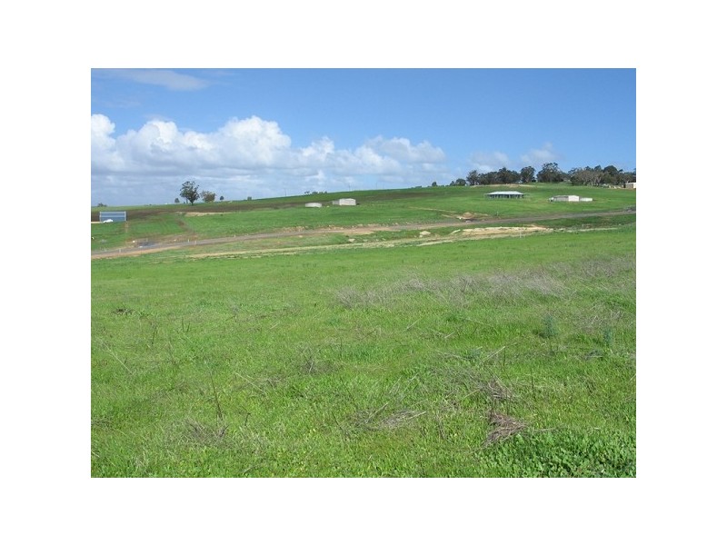 237 Alawoona Circle, Bullsbrook WA 6084