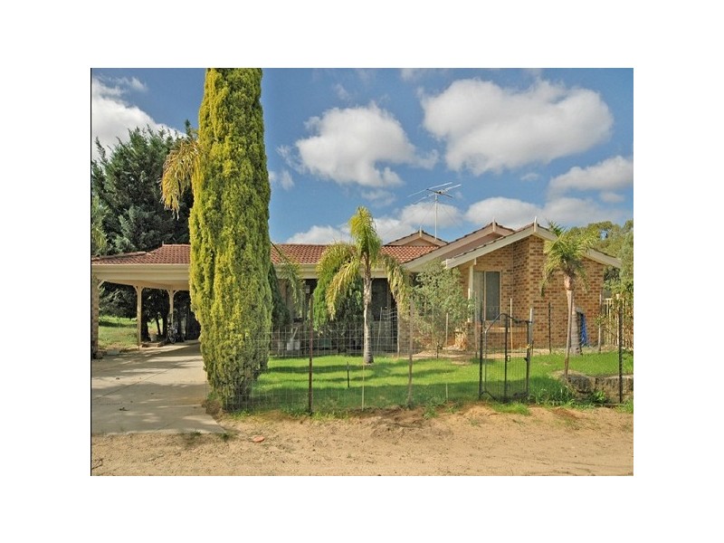 70 Bailey Road, Carabooda WA 6033