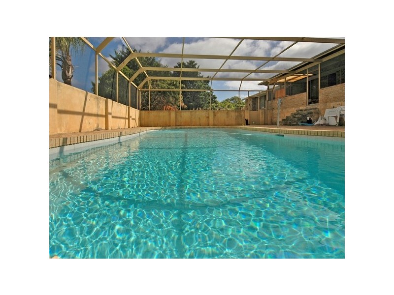 70 Bailey Road, Carabooda WA 6033