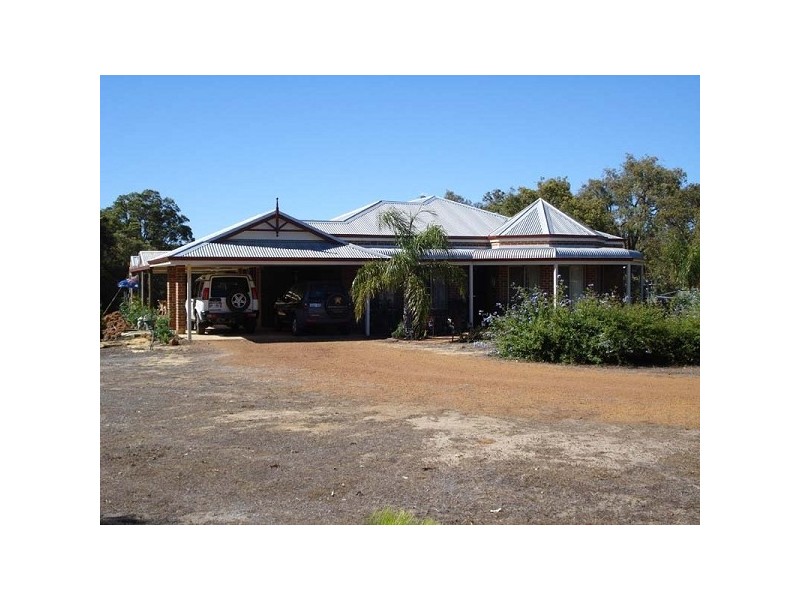 86 Hereford Way, Lower Chittering WA 6084