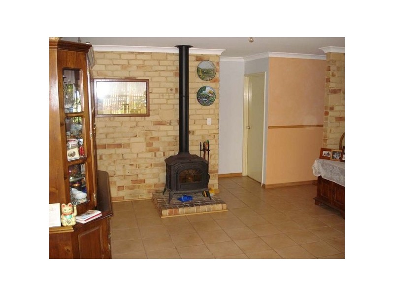 86 Hereford Way, Lower Chittering WA 6084