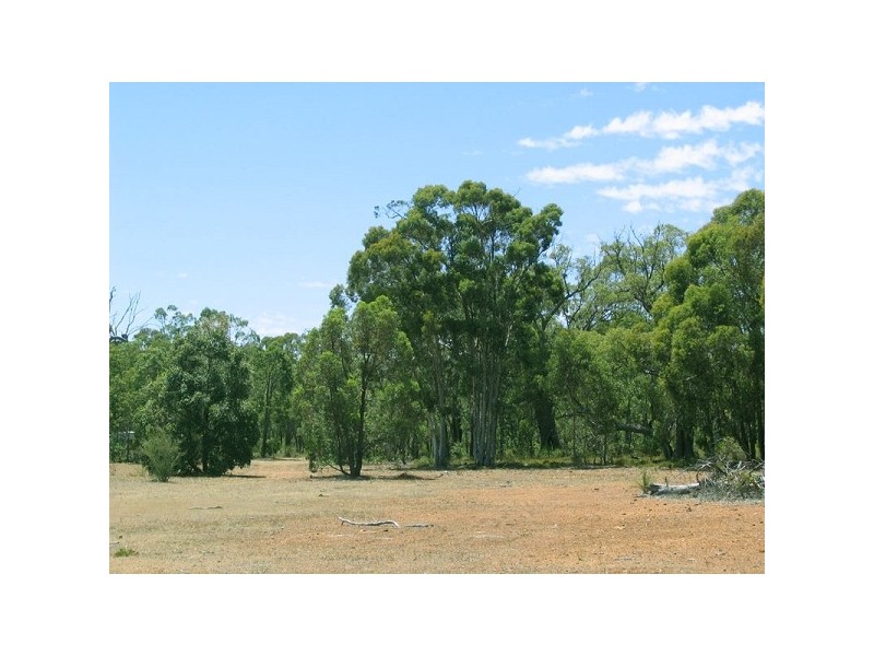 36 Patersonia Road, Chittering WA 6084