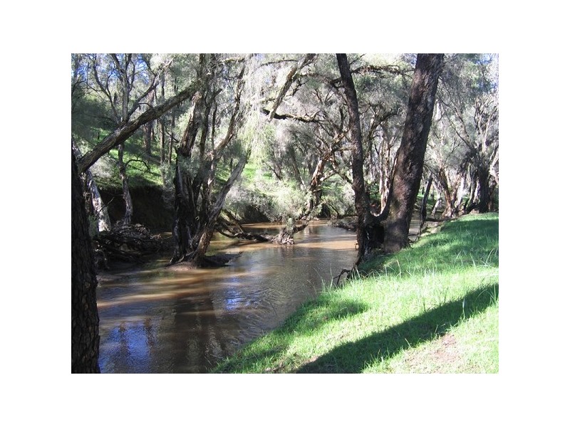 1040 Chittering Road, Bullsbrook WA 6084