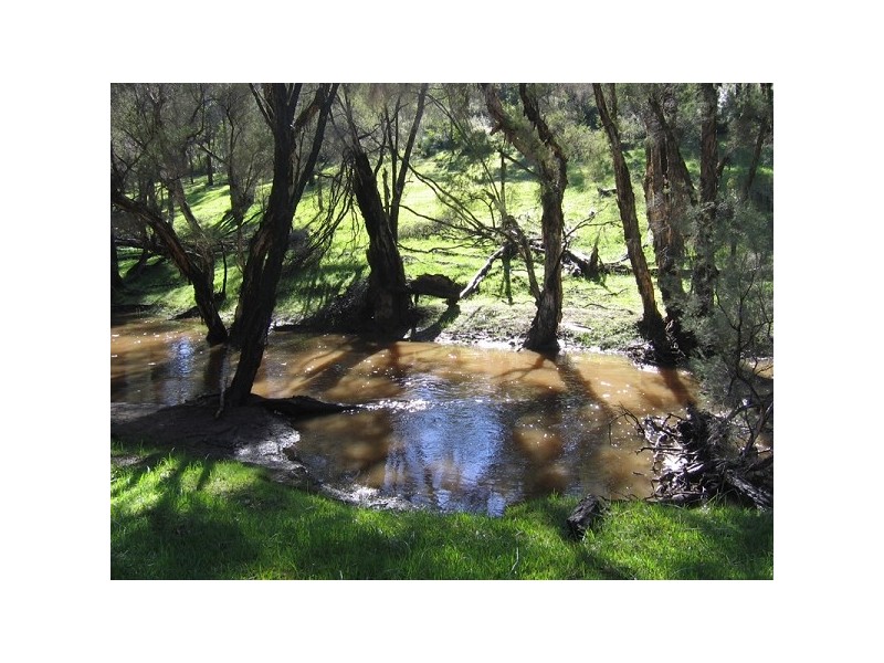 1040 Chittering Road, Bullsbrook WA 6084