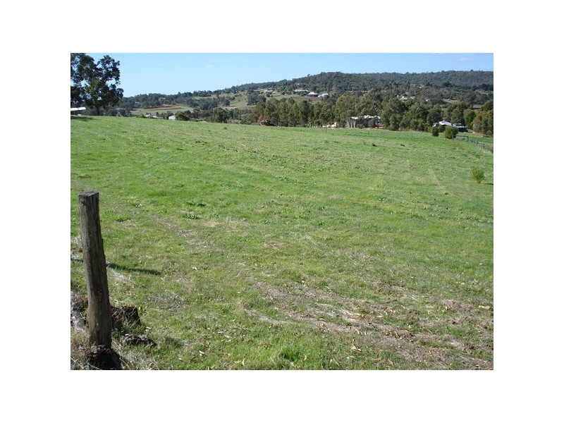 66 Lareema Drive, Bullsbrook WA 6084