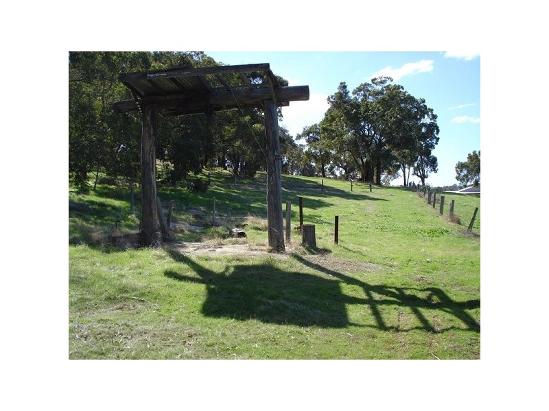 66 Lareema Drive, Bullsbrook WA 6084