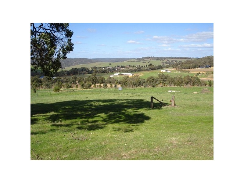 66 Lareema Drive, Bullsbrook WA 6084