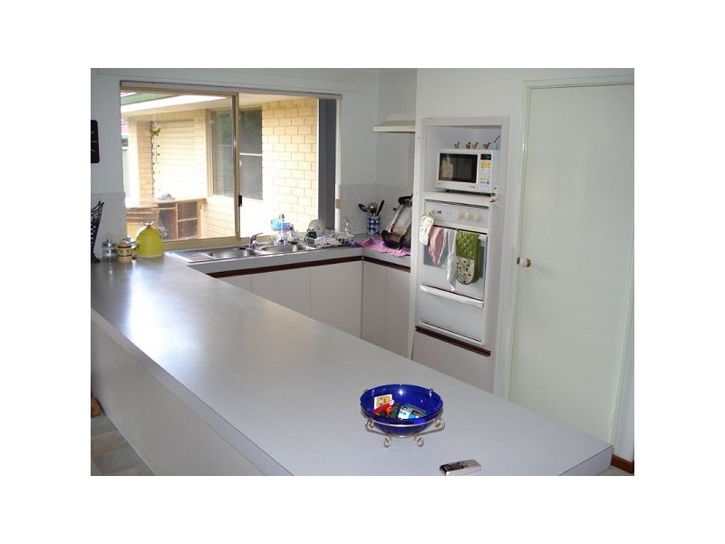 16 Banksia Court, Bullsbrook WA 6084