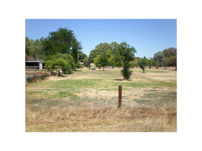 34 Carl Street, Muchea WA 6501