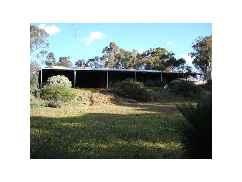 215 Hart Drive, Chittering WA 6084