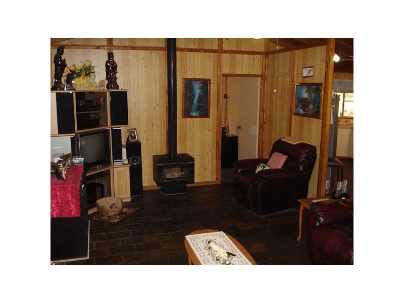 215 Hart Drive, Chittering WA 6084