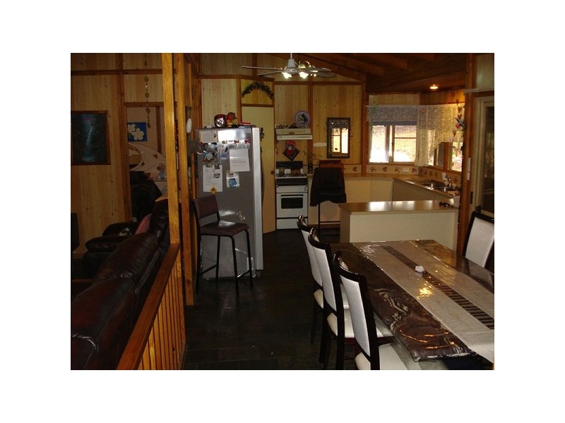 215 Hart Drive, Chittering WA 6084