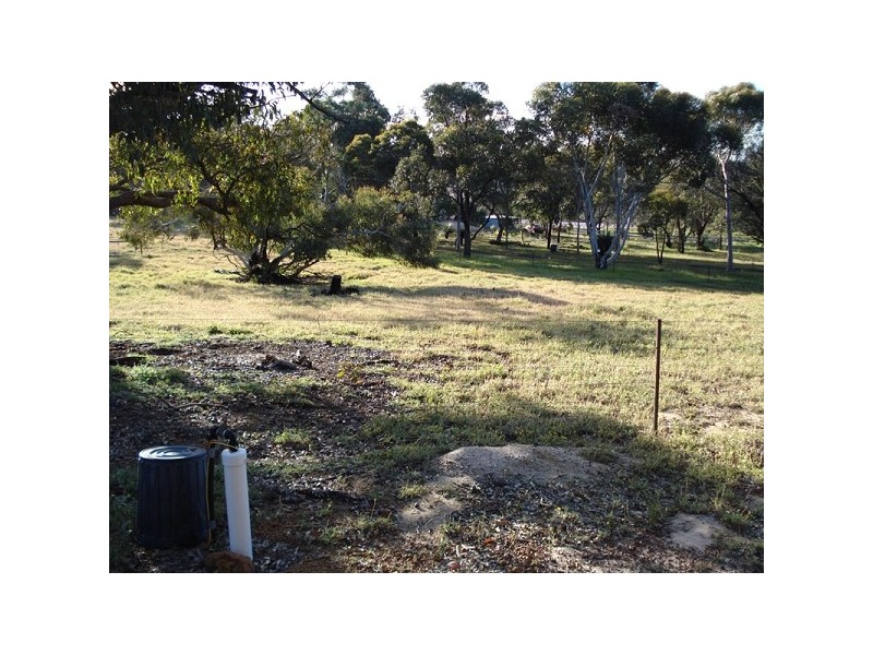 215 Hart Drive, Chittering WA 6084