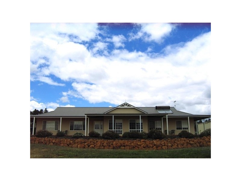 49 Sussex Bend, Lower Chittering WA 6084