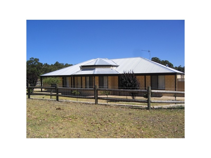 109 Devon Way, Lower Chittering WA 6084