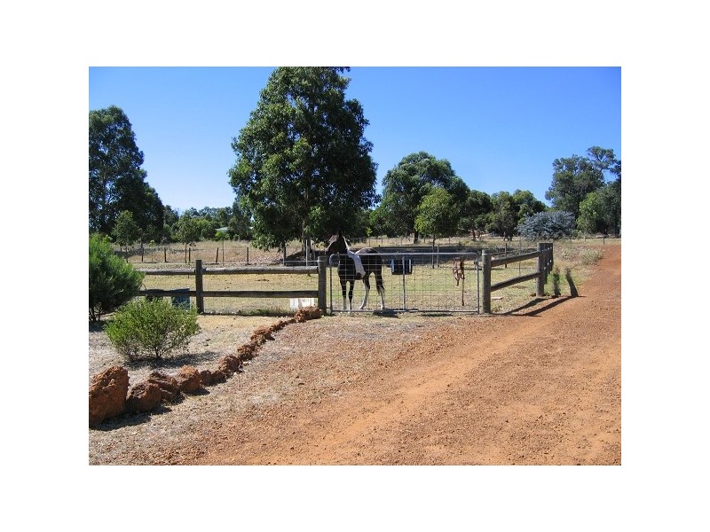 109 Devon Way, Lower Chittering WA 6084