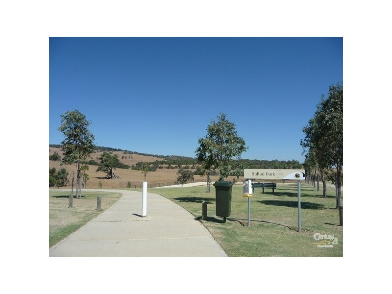 2 Cantata Ave, Bullsbrook WA 6084