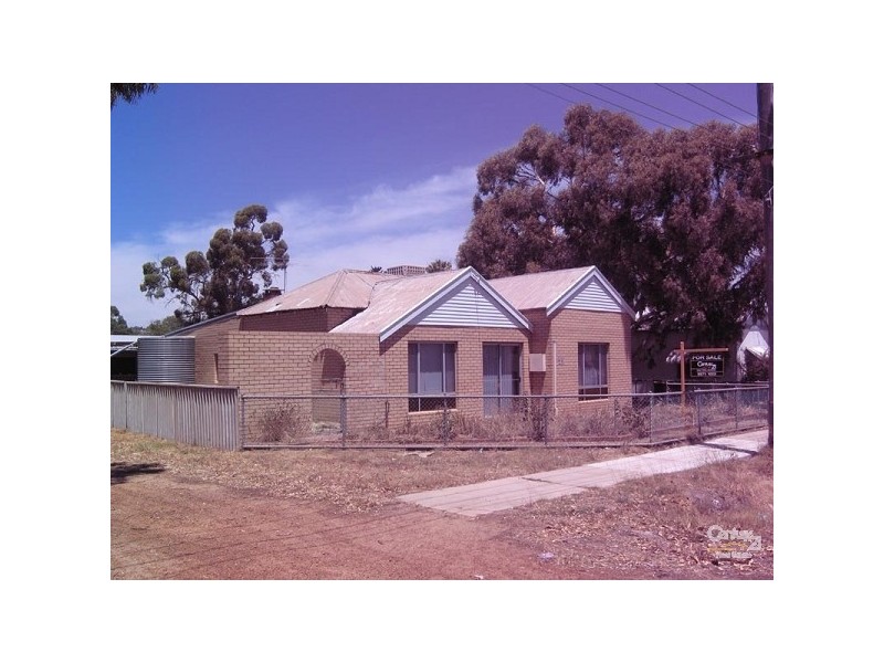 8 Chittering Road, Bullsbrook WA 6084