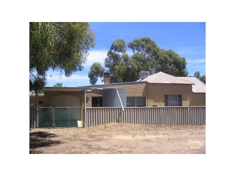 8 Chittering Road, Bullsbrook WA 6084