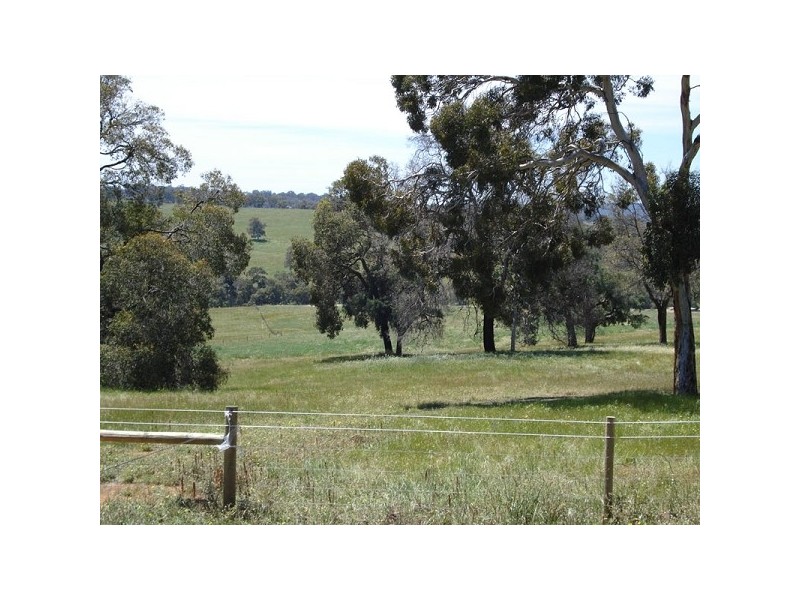 36 Dexter Chase, Lower Chittering WA 6084