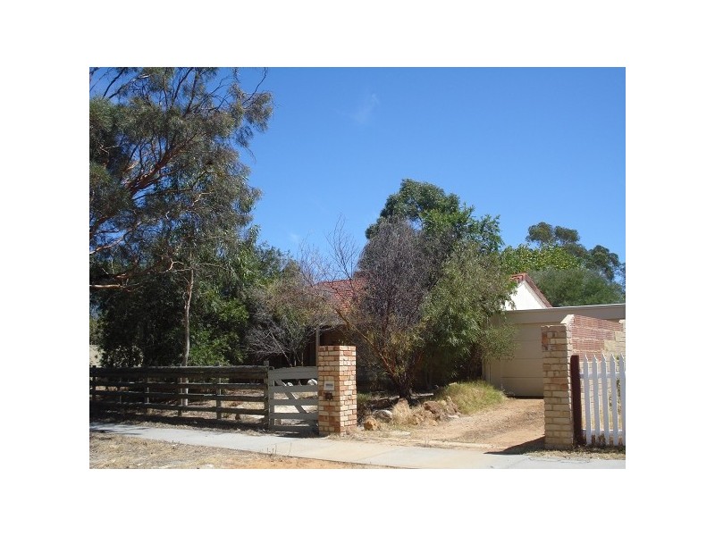 1B Caporn Street, Bullsbrook WA 6084