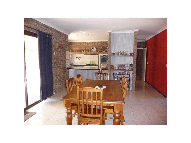 515 Warbrook Road, Bullsbrook WA 6084