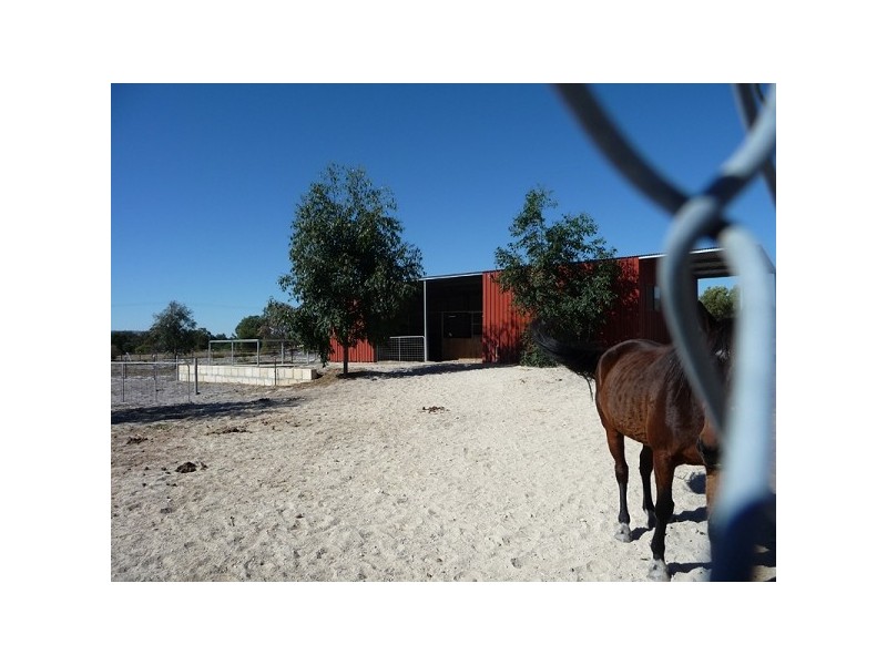 515 Warbrook Road, Bullsbrook WA 6084