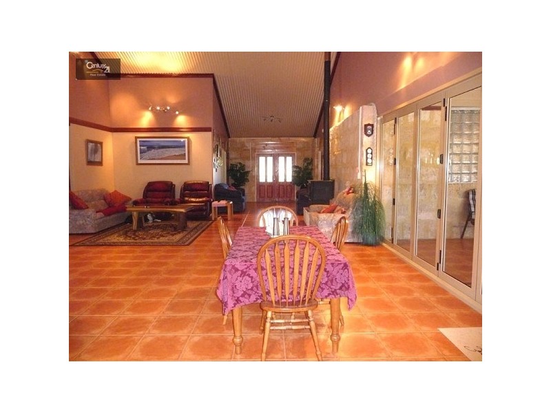 871 Sugar Gum Drive, Chittering WA 6084