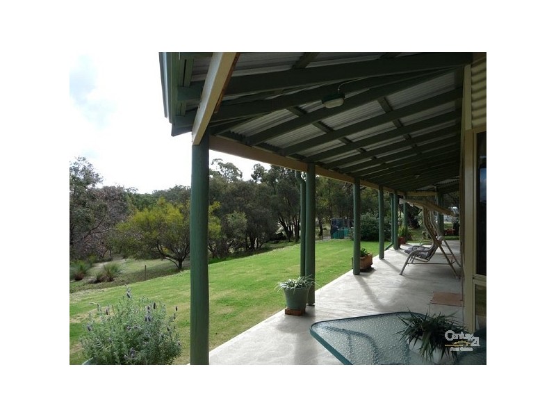 16 Bonita Road, Bullsbrook WA 6084