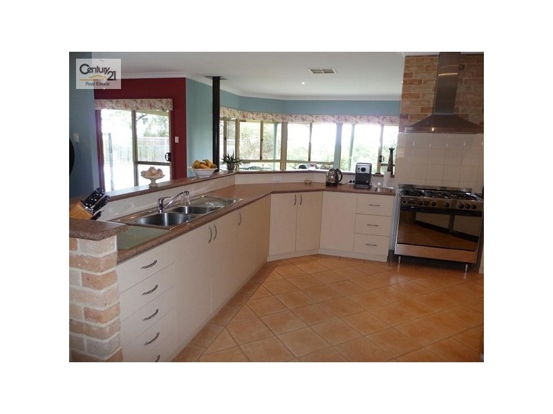 16 Bonita Road, Bullsbrook WA 6084