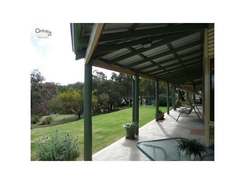 16 Bonita Road, Bullsbrook WA 6084