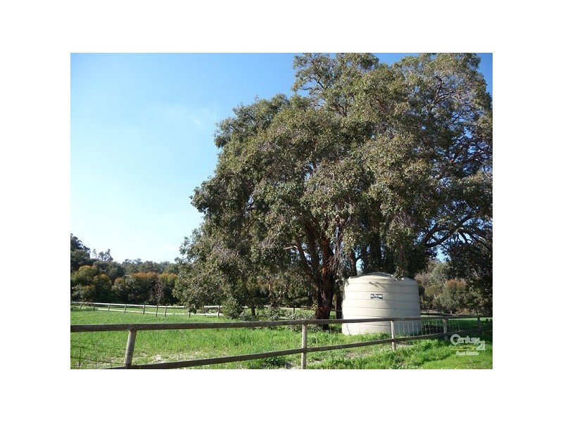 201 Jenkins Rd, Bullsbrook WA 6084