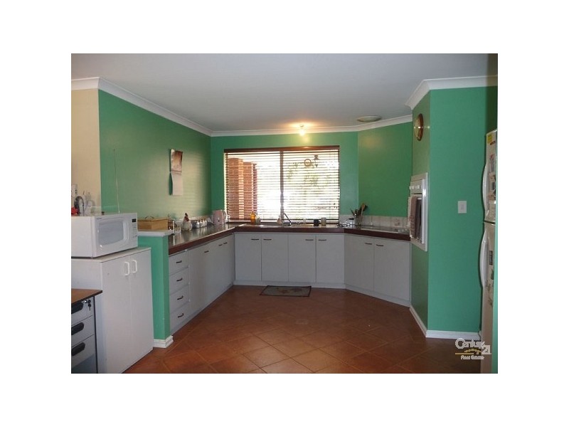 174 Murray Grey Circle, Lower Chittering WA 6084