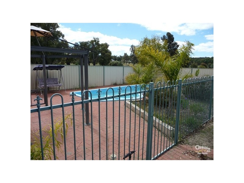 174 Murray Grey Circle, Lower Chittering WA 6084