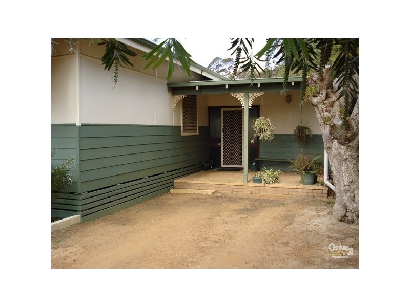 104 Chittering Rd, Bullsbrook WA 6084