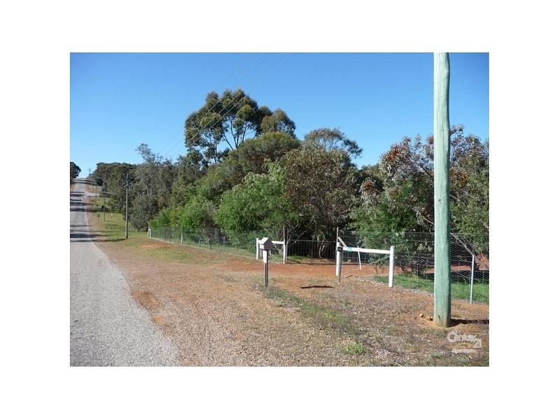 240 Hart Drive, Chittering WA 6084