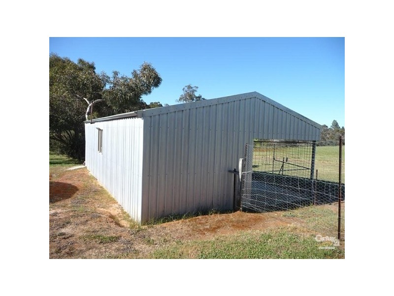 240 Hart Drive, Chittering WA 6084