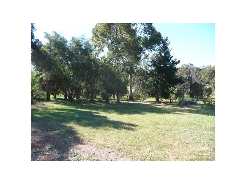 240 Hart Drive, Chittering WA 6084