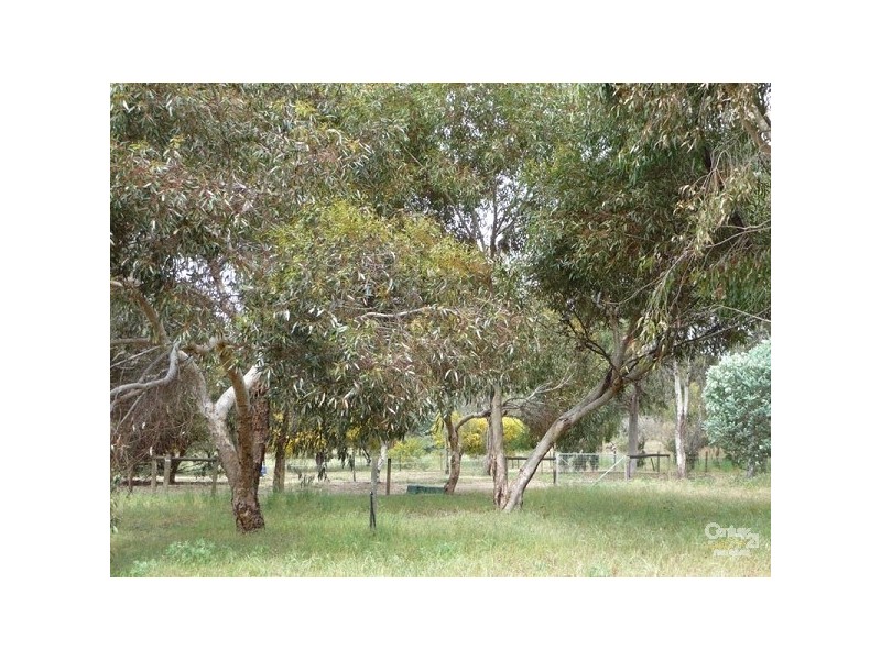 40 Devon Way, Lower Chittering WA 6084